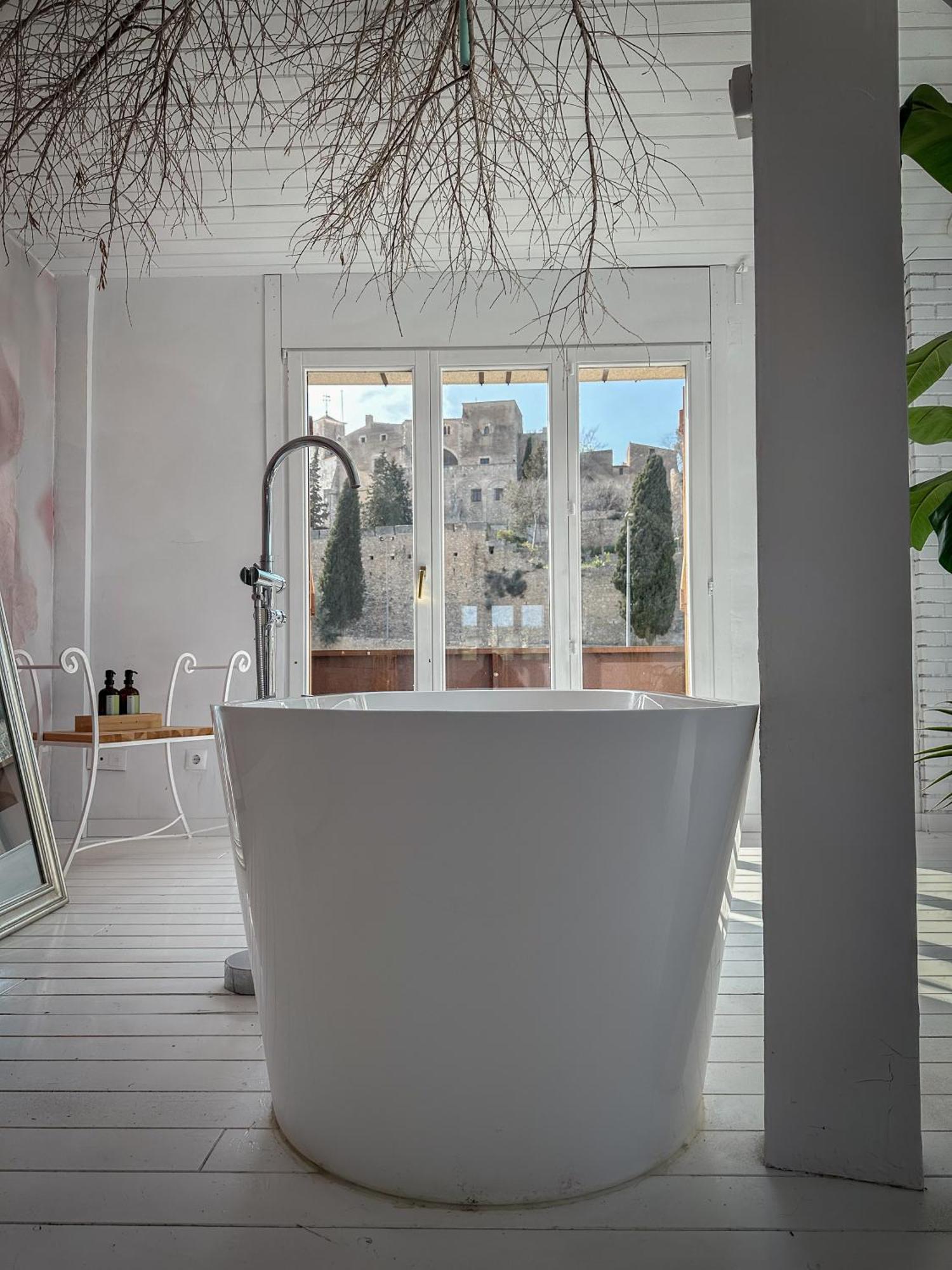 Suite Con Jacuzzi Canyelles  Bagian luar foto